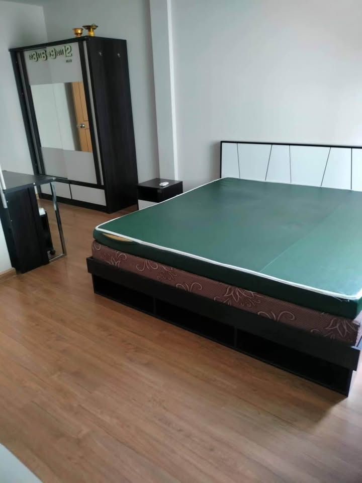 3 卧室 独立房屋 出租 在  - Image 2