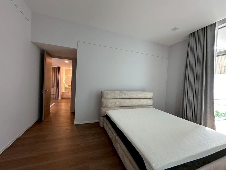 4 卧室 独立房屋 出租 在  - Image 4