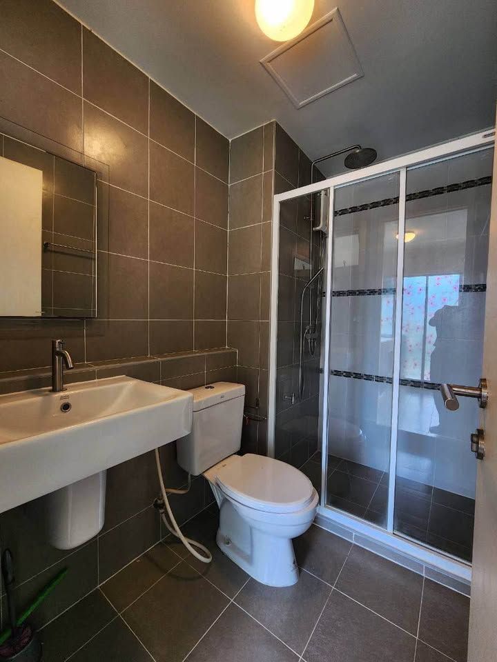 DCondo Sign - Image 9