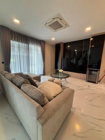 uploads/224782b1-cf00-4933-b11b-a670474fdf77/45cddab1-b8ec-46bf-b1e2-1376fc3ee89d