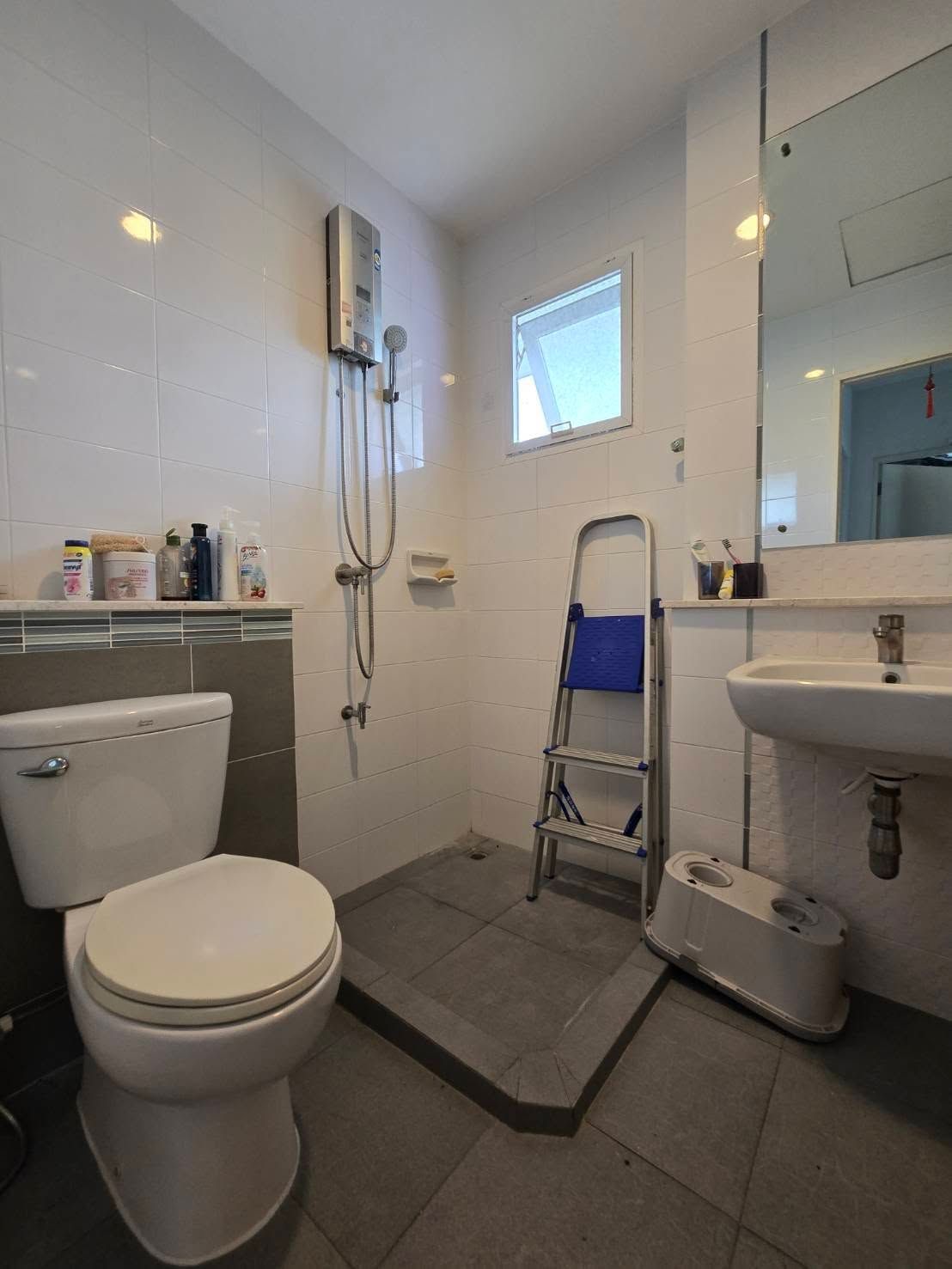 uploads/224782b1-cf00-4933-b11b-a670474fdf77/4645f849-13ff-404a-9202-9b338e591876