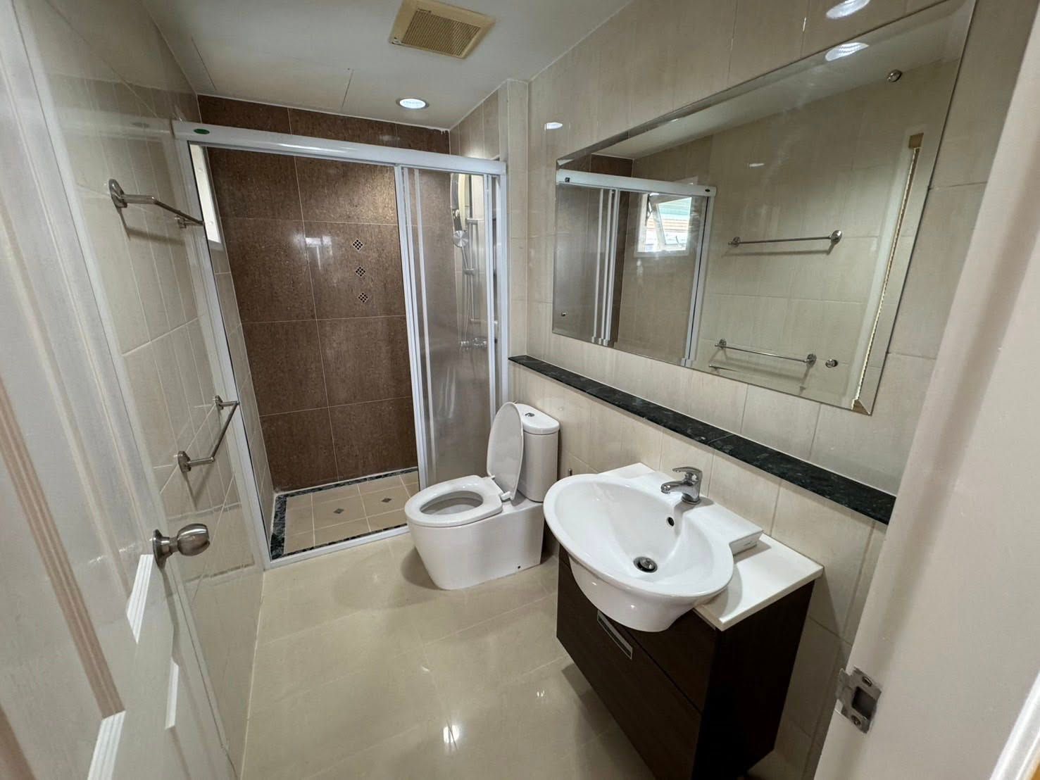 uploads/224782b1-cf00-4933-b11b-a670474fdf77/47a103ca-54bb-42e2-b5e5-4d407ecc6d2e