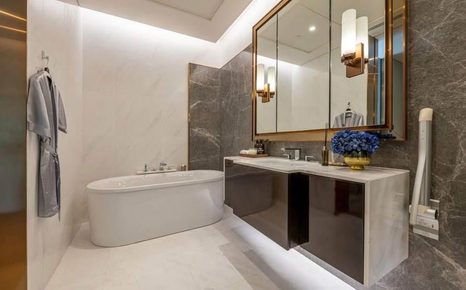 สินธร ต้นสน - Image 10