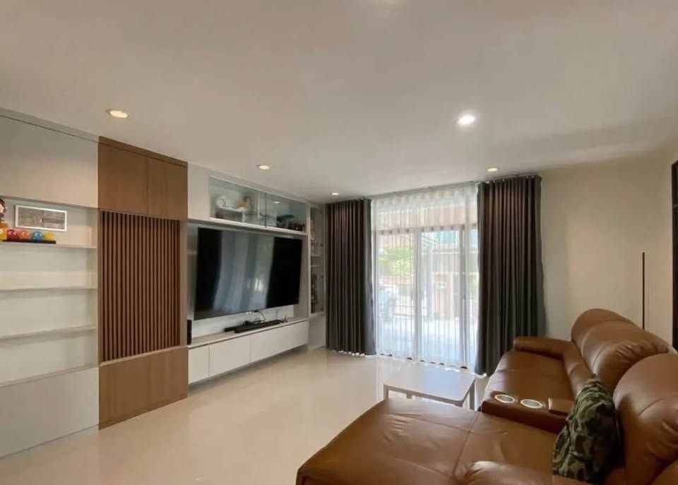 uploads/224782b1-cf00-4933-b11b-a670474fdf77/49aa5437-33bb-4626-a5d5-9527fd320b8e