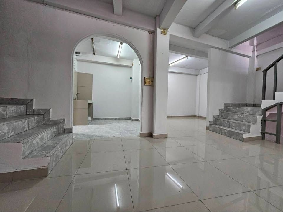 6 ห้องนอน ทาวน์เฮาส์ สำหรับขาย ใน คลองสาน, คลองสาน, กรุงเทพมหานคร - Image 10