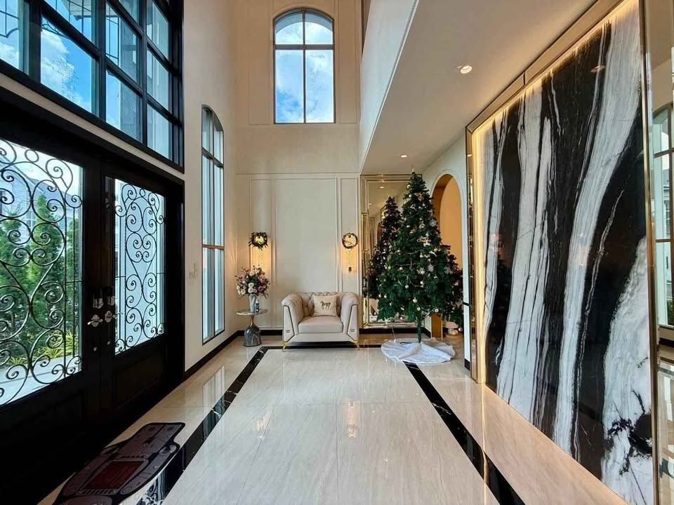 5 卧室 独立房屋 出租 在  - Image 15