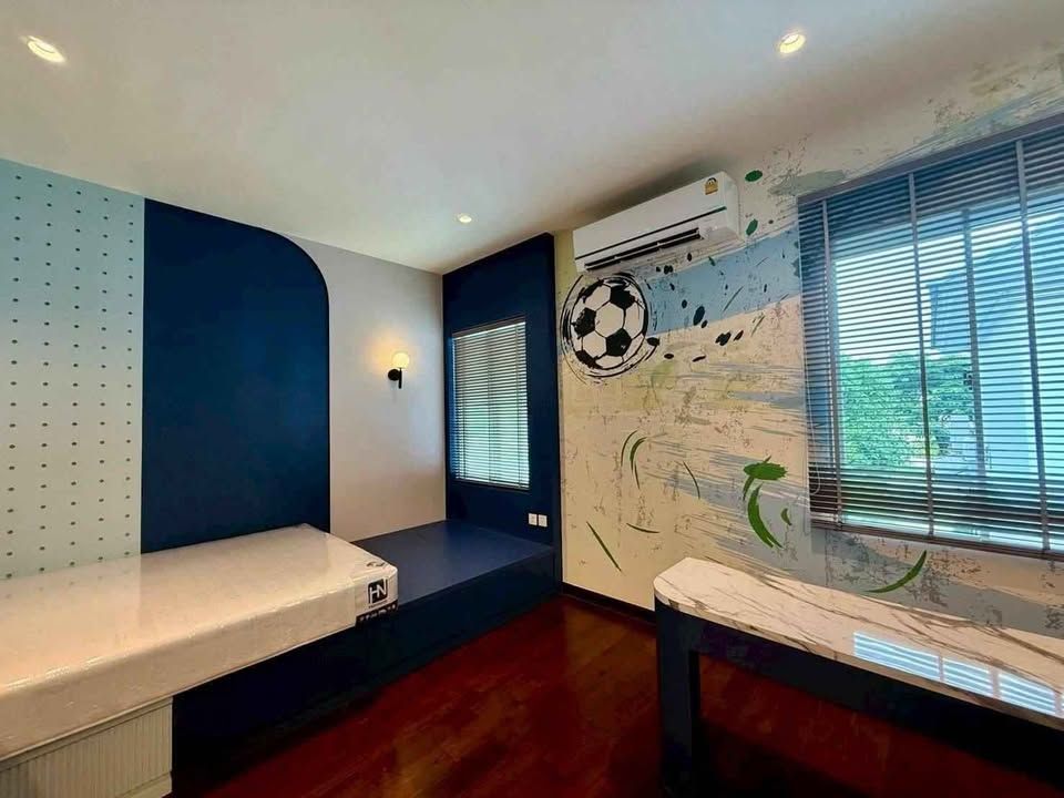 5 卧室 独立房屋 出租 在  - Image 8