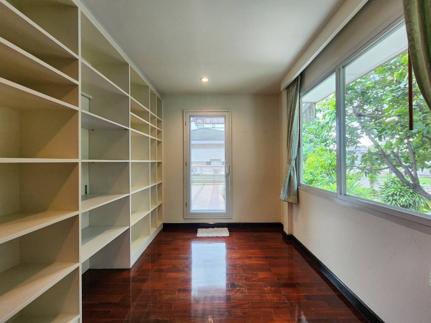 3 卧室 独立房屋 出租 在  - Image 21