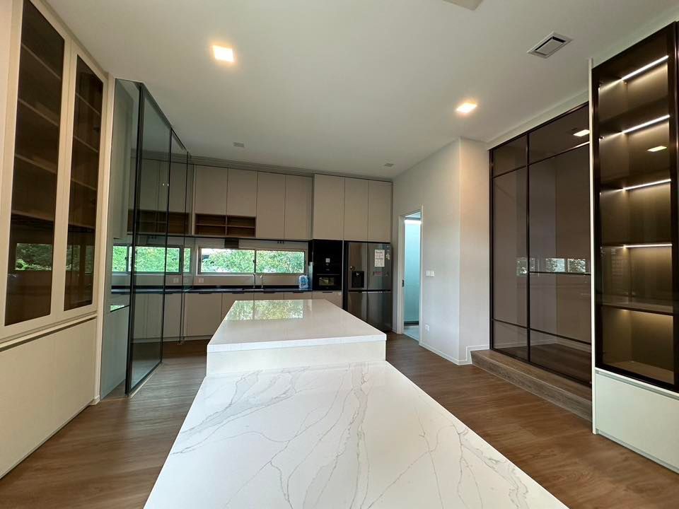 4 卧室 独立房屋 出租 在  - Image 7