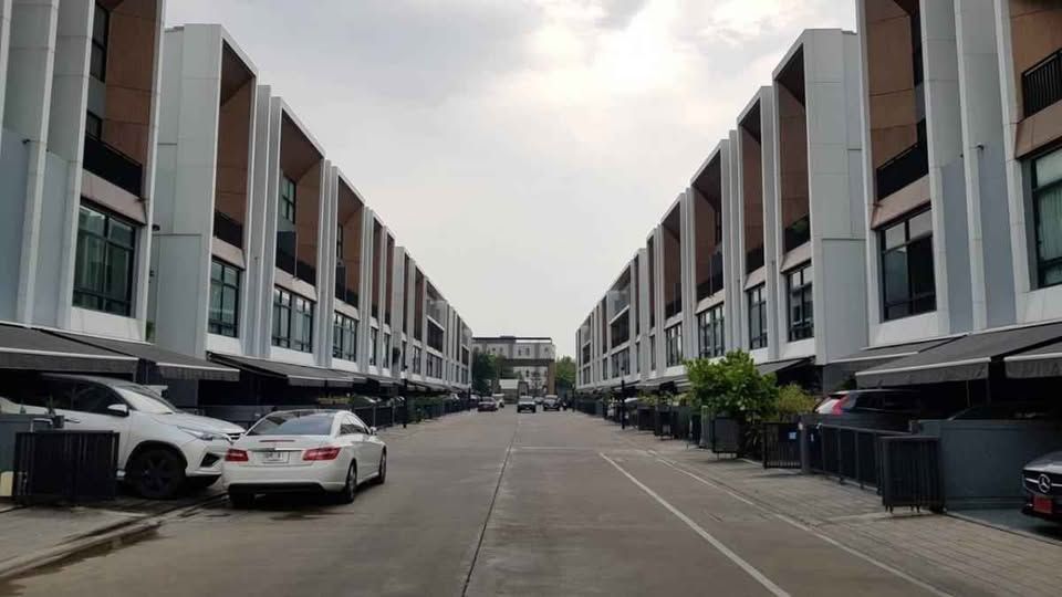 Arden Phatthanakan - Image 45