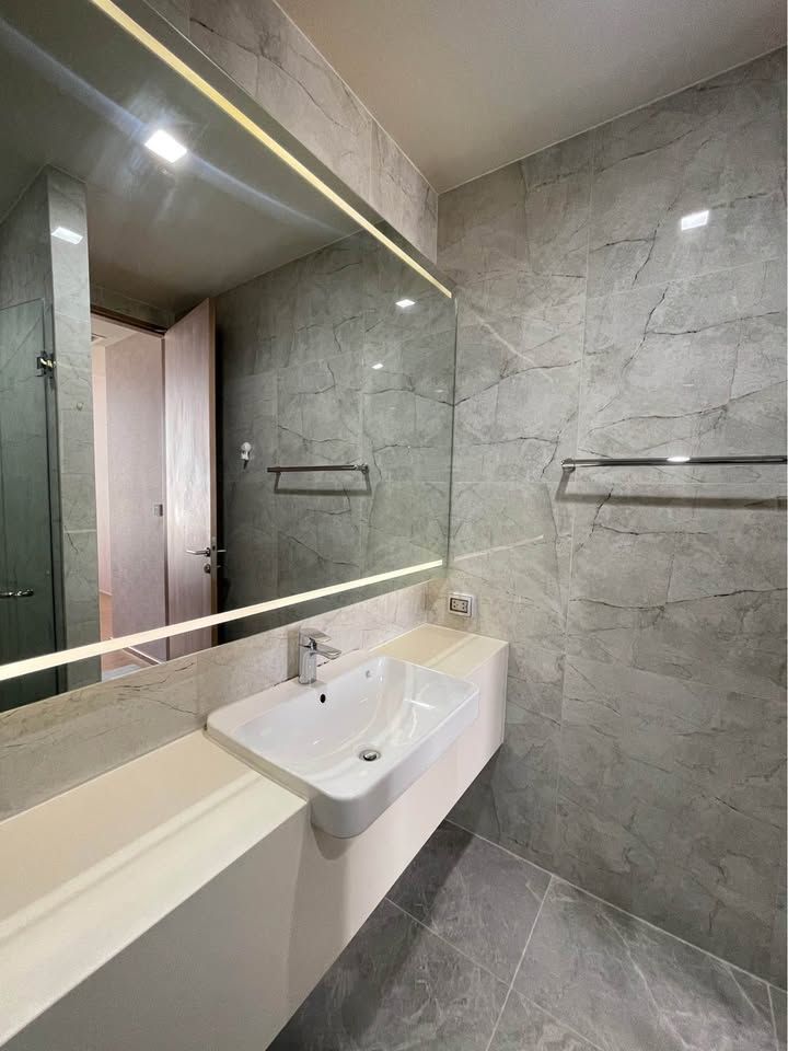 uploads/224782b1-cf00-4933-b11b-a670474fdf77/5360923b-be05-4820-b2c4-af53f2483485