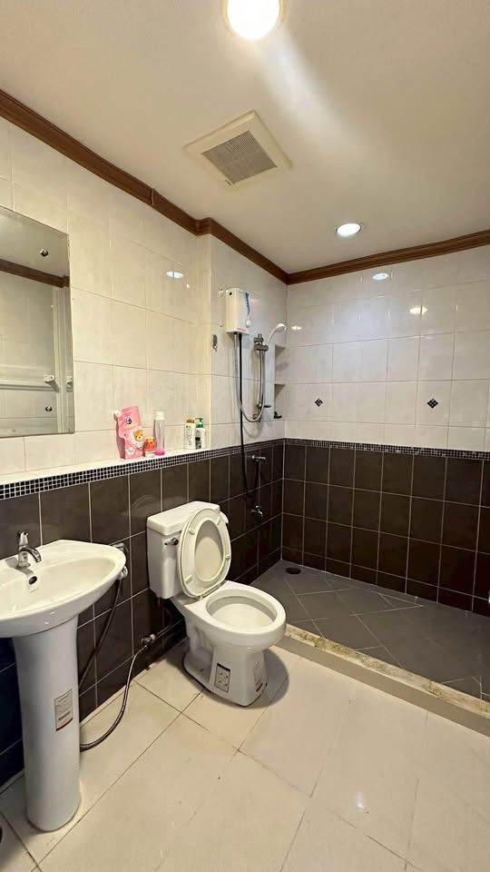 uploads/224782b1-cf00-4933-b11b-a670474fdf77/54f9d591-744c-4d22-ad4d-b5ebc67abc47