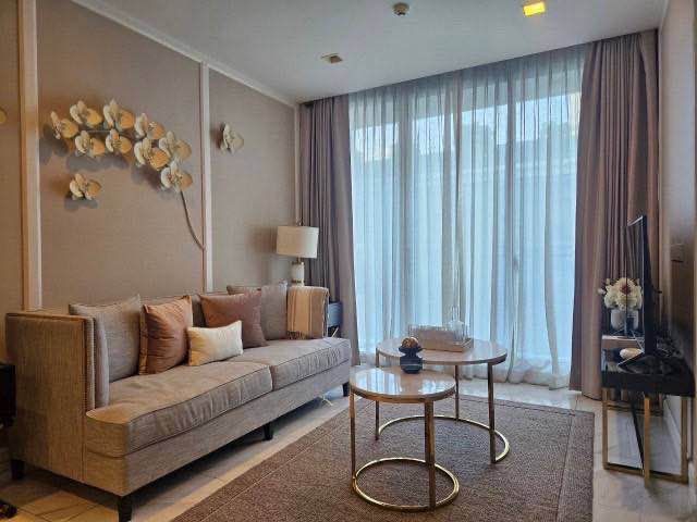 Hyde Sukhumvit 11 - Image 1