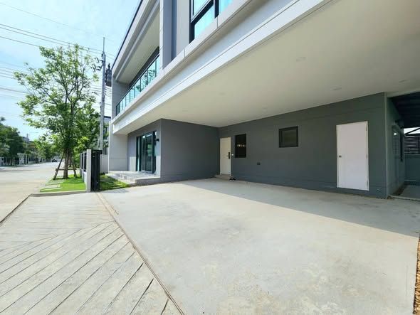 Centro Bangna - Image 14