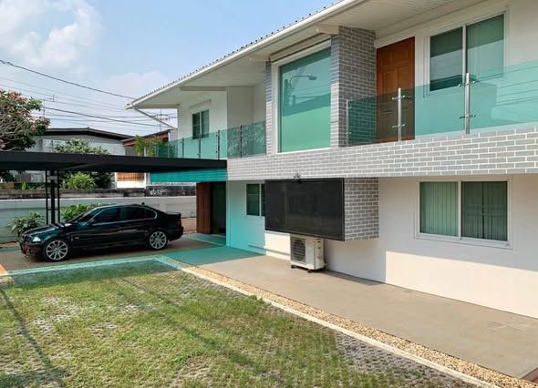 6 卧室 独立房屋 出租 在  - Image 8