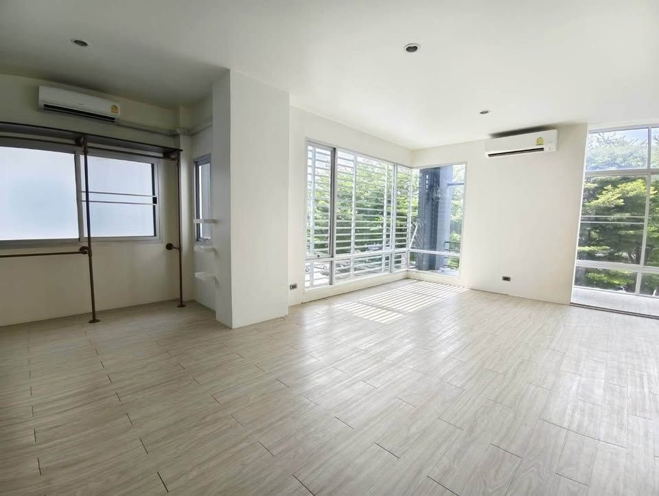 บี สแควร์ พระราม 9-เหม่งจ๋าย - Image 5