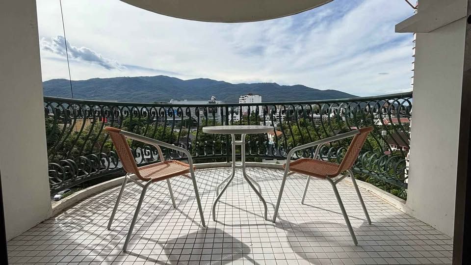 Hillside 4 Condotel - Image 10