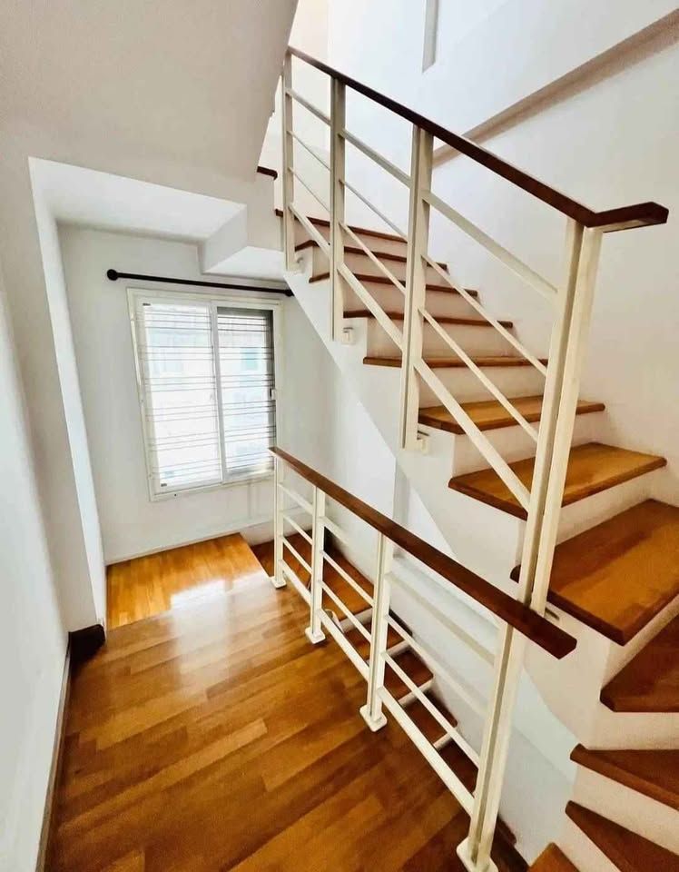 3 卧室 联排别墅 出租 在  - Image 9