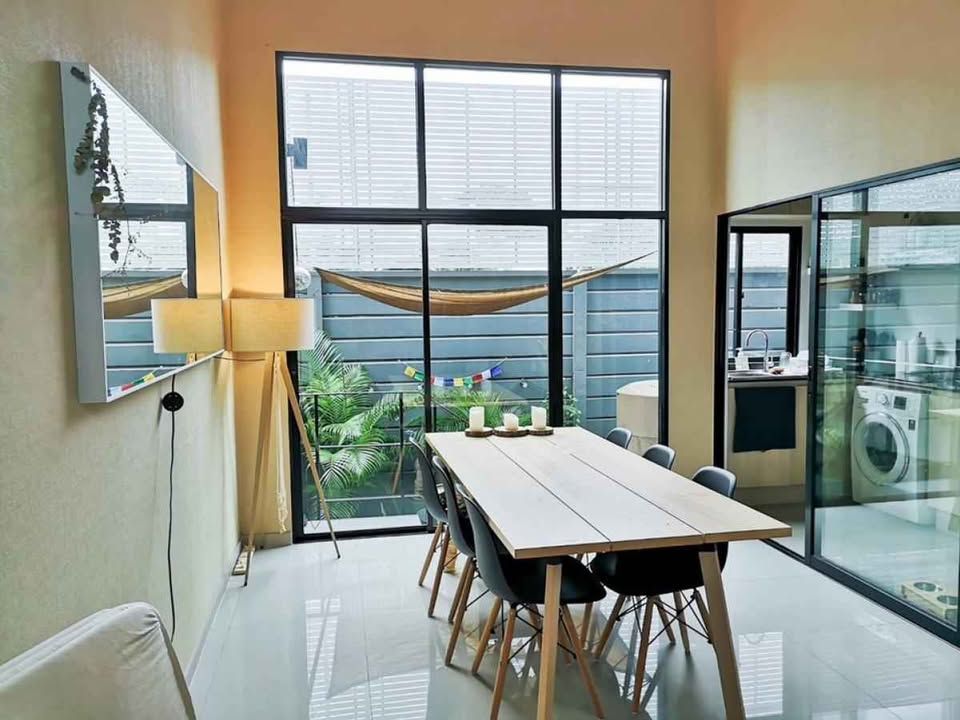 Arden Phatthanakan - Image 1