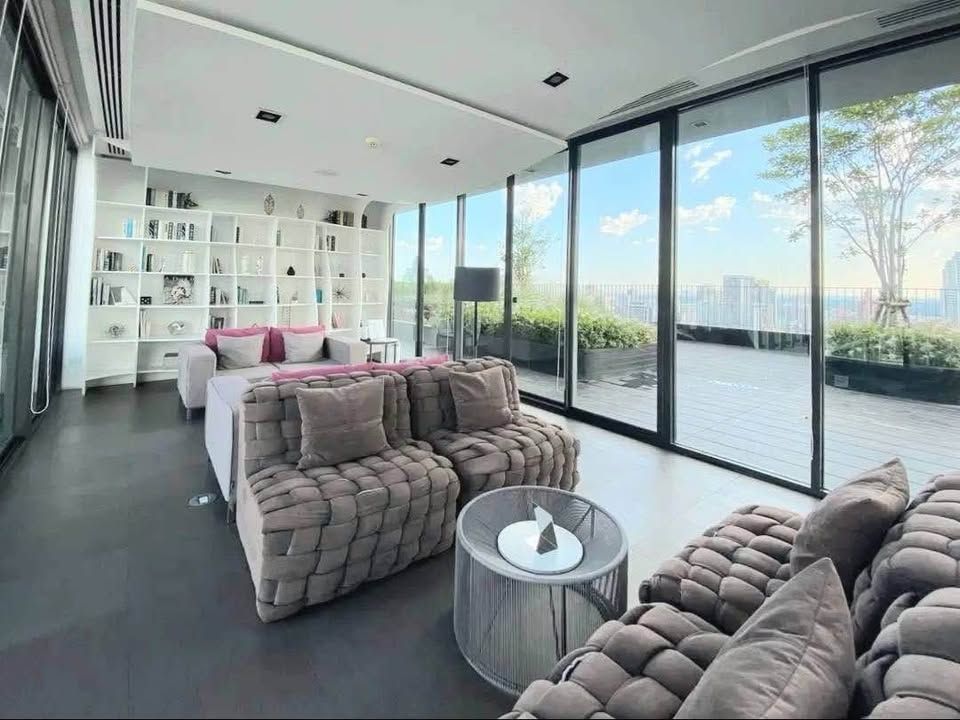 uploads/224782b1-cf00-4933-b11b-a670474fdf77/6632157b-8cf6-4a08-8d7b-4096e1b85566