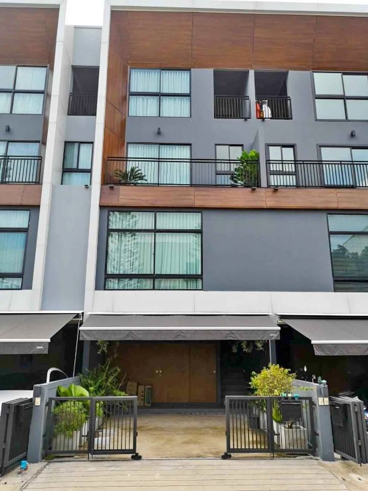 Arden Phatthanakan - Image 46