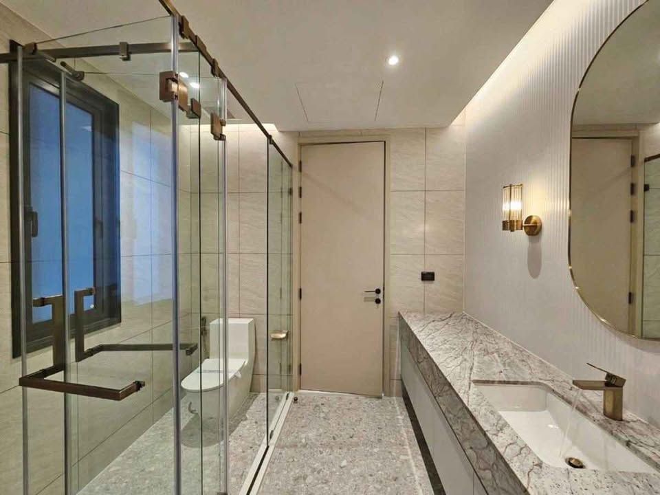 5 卧室 独立房屋 出租 在  - Image 7