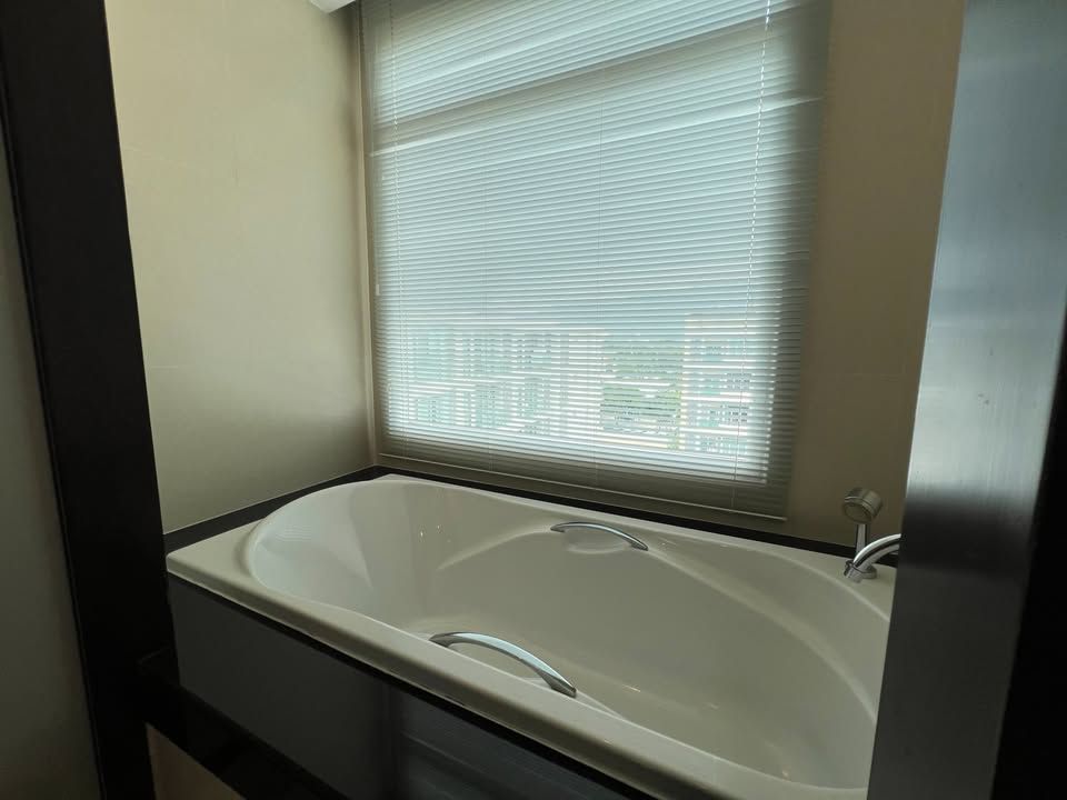 uploads/224782b1-cf00-4933-b11b-a670474fdf77/6956e4b4-89ac-4354-918d-3e73fd74b1ae