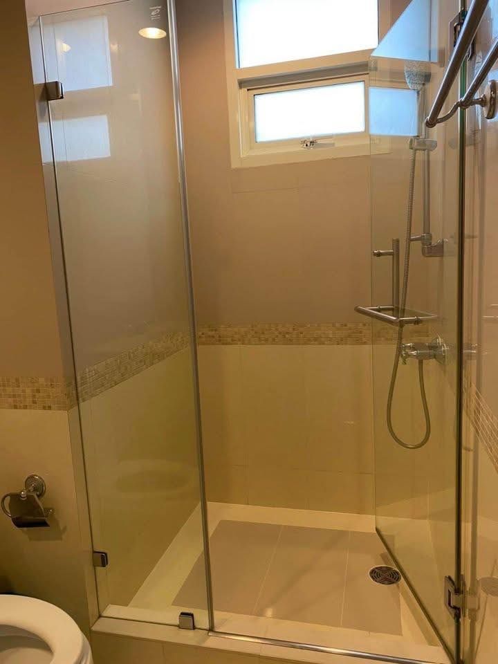 3 卧室 公寓 出租 在  - Image 10