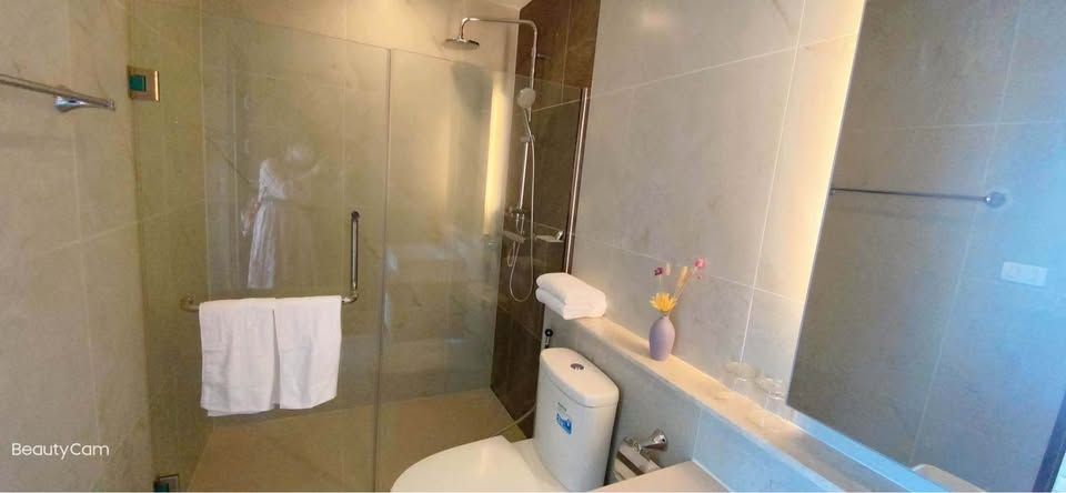 Astra Condo - Image 4