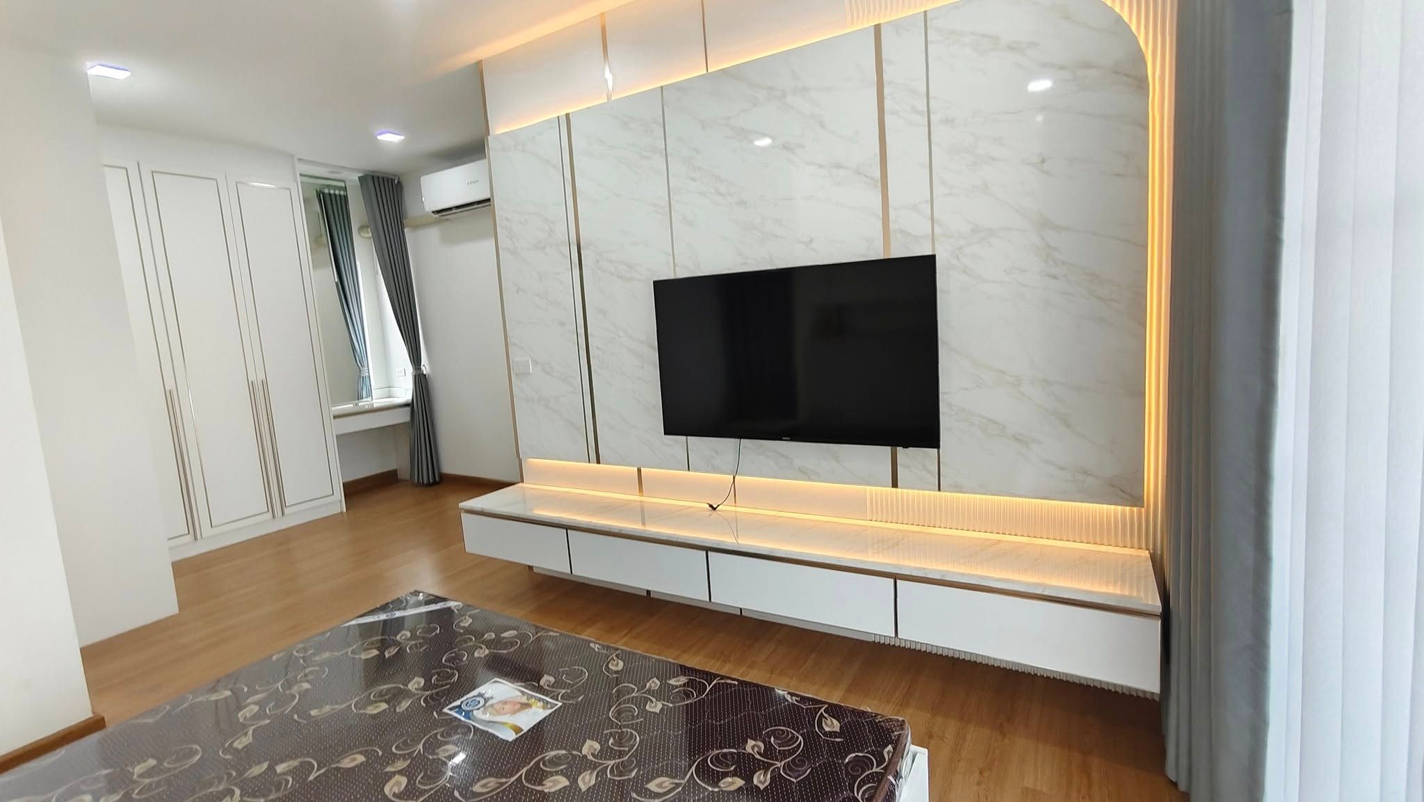 uploads/224782b1-cf00-4933-b11b-a670474fdf77/6c8a25db-e52d-4fcc-91e2-ba04e52a453a