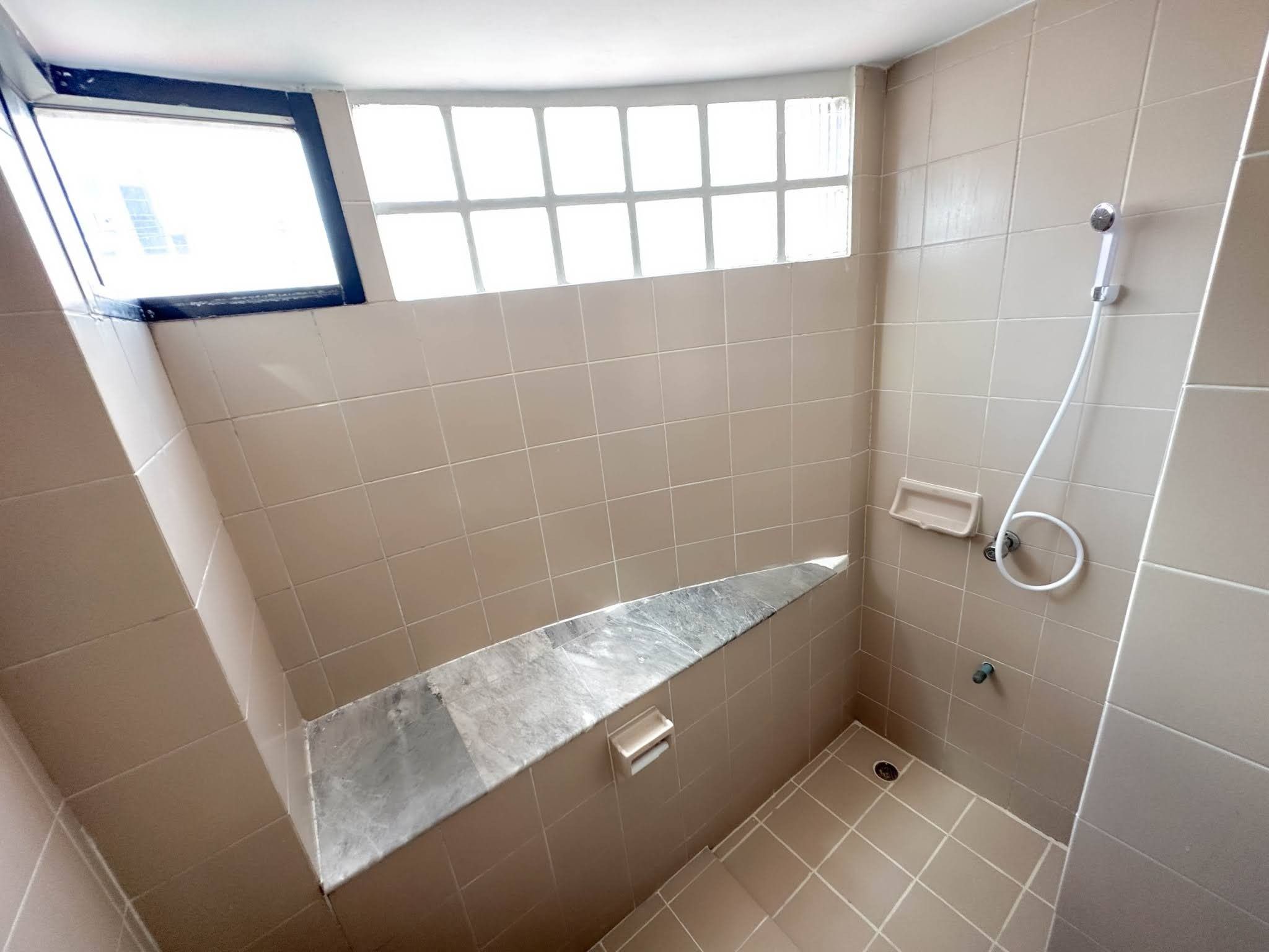 uploads/224782b1-cf00-4933-b11b-a670474fdf77/7076bbdd-3b32-4813-ae77-db76489f3397