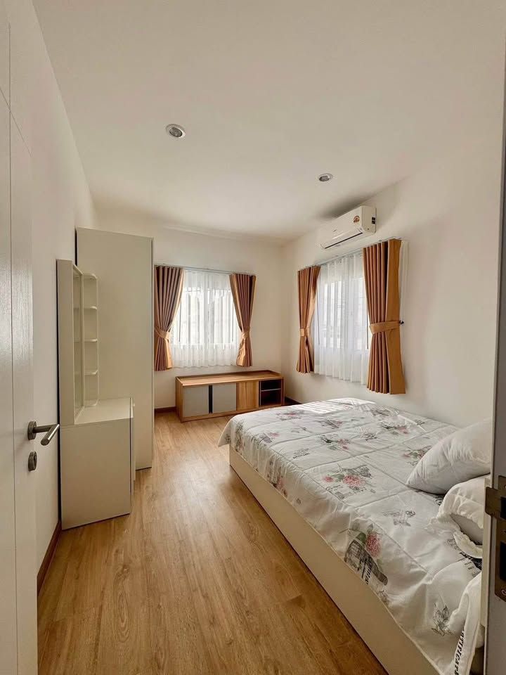 4 Bedroom House For Rent in Bang Pu, Mueang Samut Prakan, Samut Prakan - Image 5