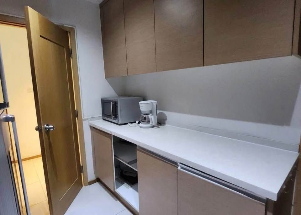 The Empire Place - Image 4