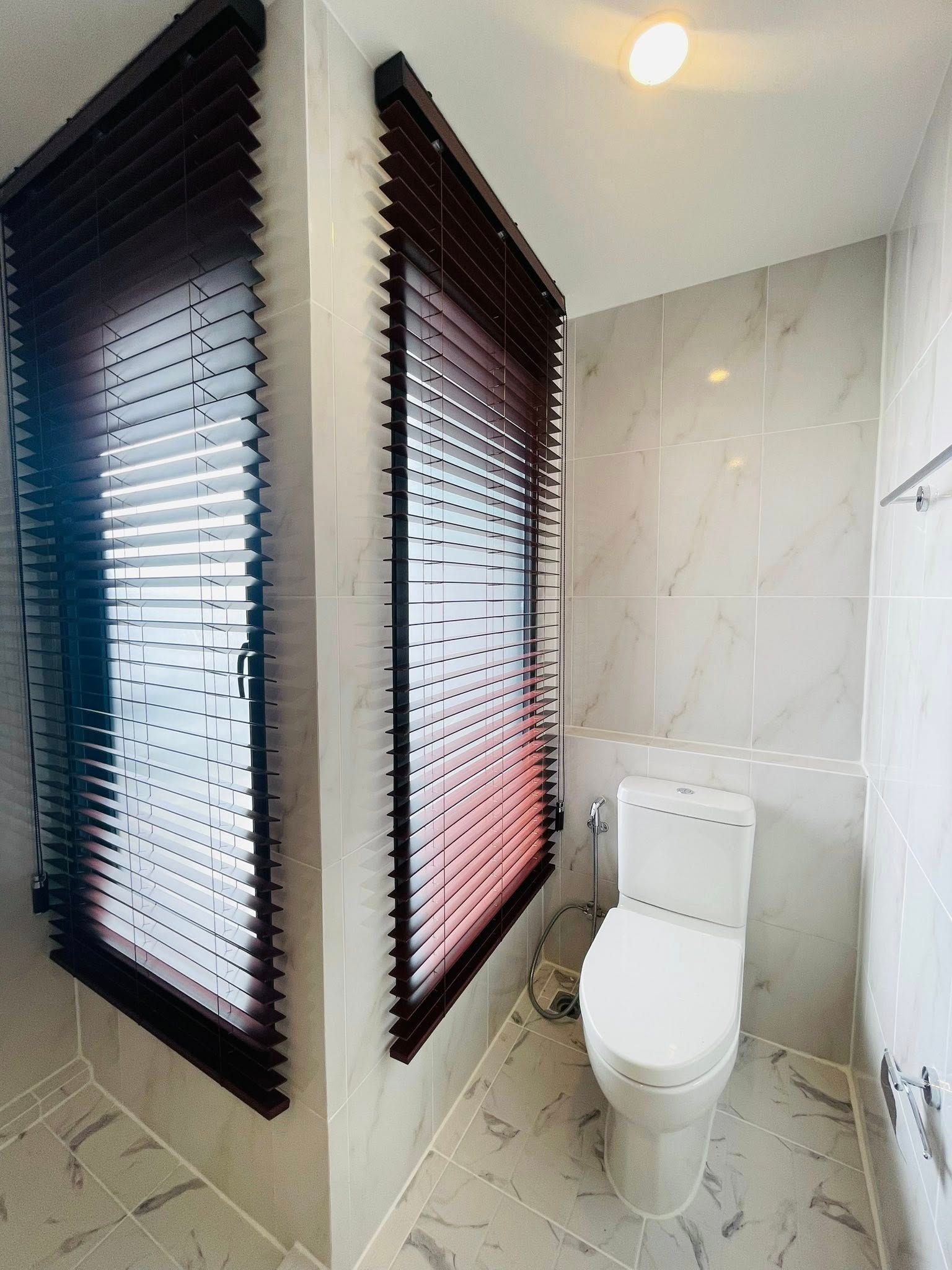 3 卧室 联排别墅 出租 在  - Image 3