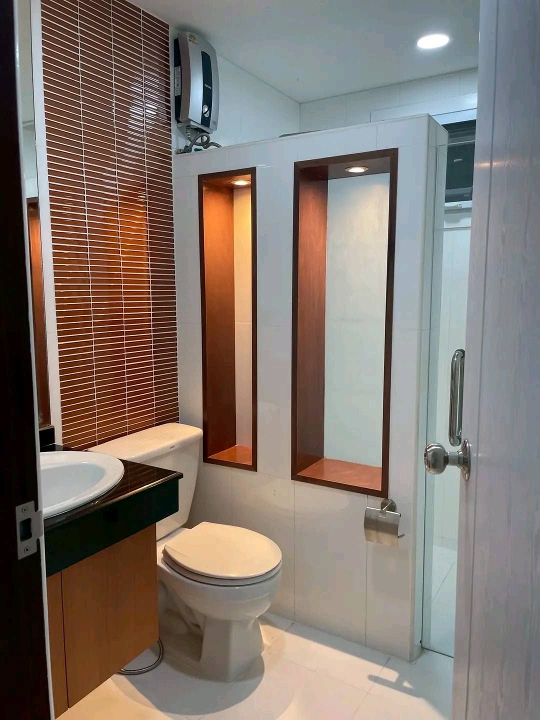 5 Bedroom Townhouse For Rent in Noen Phra, Mueang Rayong, Rayong - Image 4