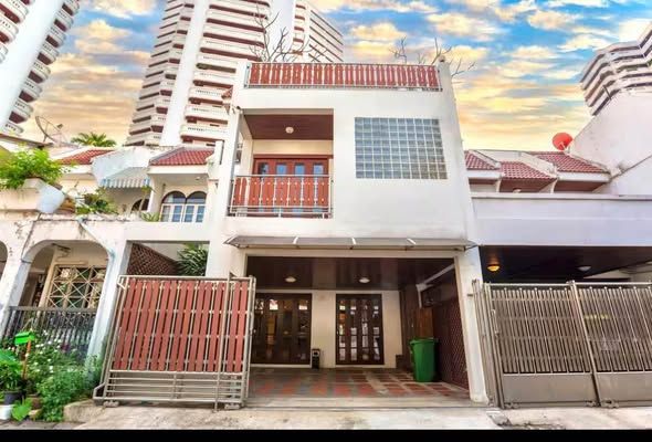 uploads/224782b1-cf00-4933-b11b-a670474fdf77/781736c8-93ac-423d-9ac6-2f4d11554c5f