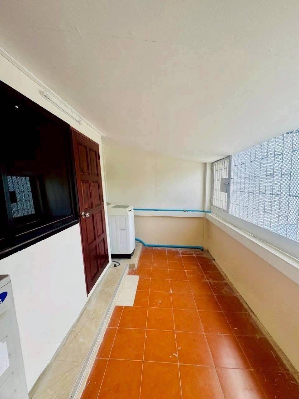 4 Bedroom Townhouse For Rent in Prawet, Prawet, Bangkok - Image 9