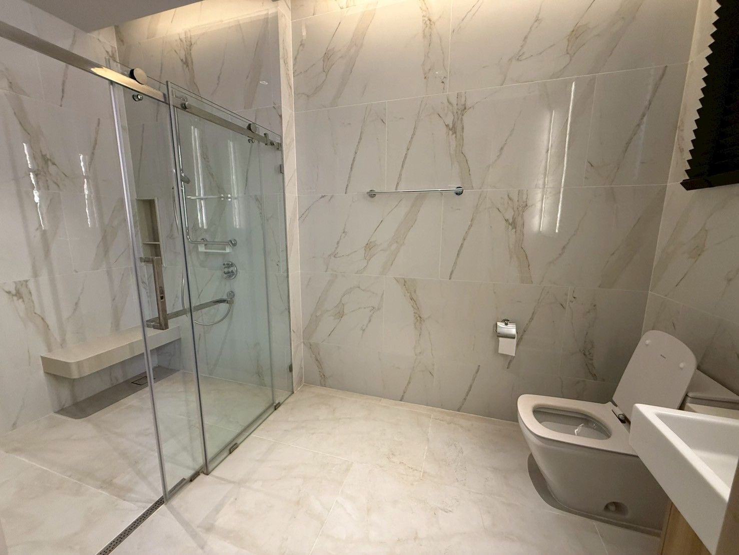 uploads/224782b1-cf00-4933-b11b-a670474fdf77/7a176986-866f-4908-aa84-3535bf72d699