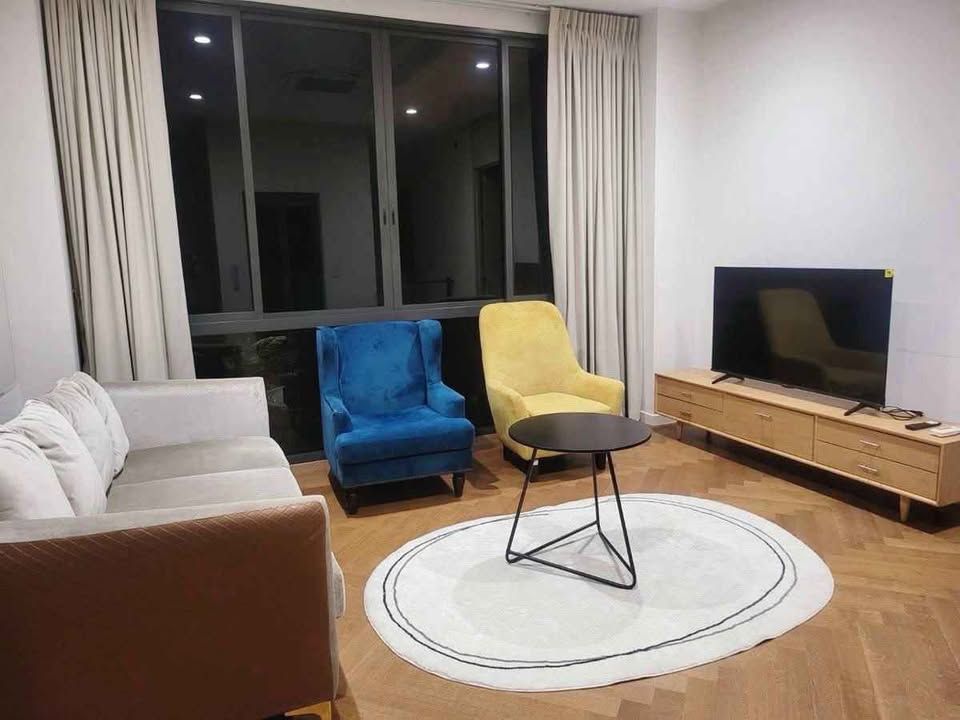 5 卧室 独立房屋 出租 在  - Image 12