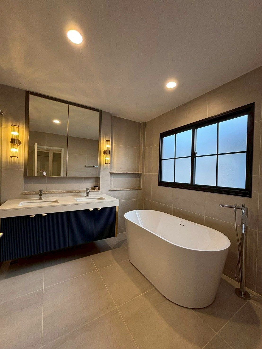 uploads/224782b1-cf00-4933-b11b-a670474fdf77/839c8aa4-e300-4686-8b4b-9eff1280d3a6