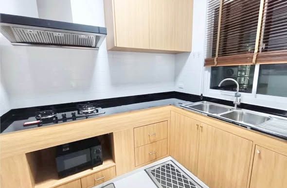 Baan Klang Muang S-Sense Onnuch-Wongwan - Image 6