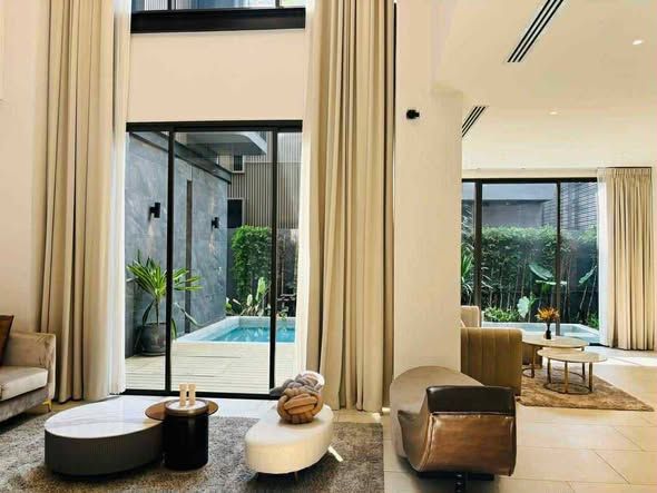 4 卧室 独立房屋 出租 在  - Image 2