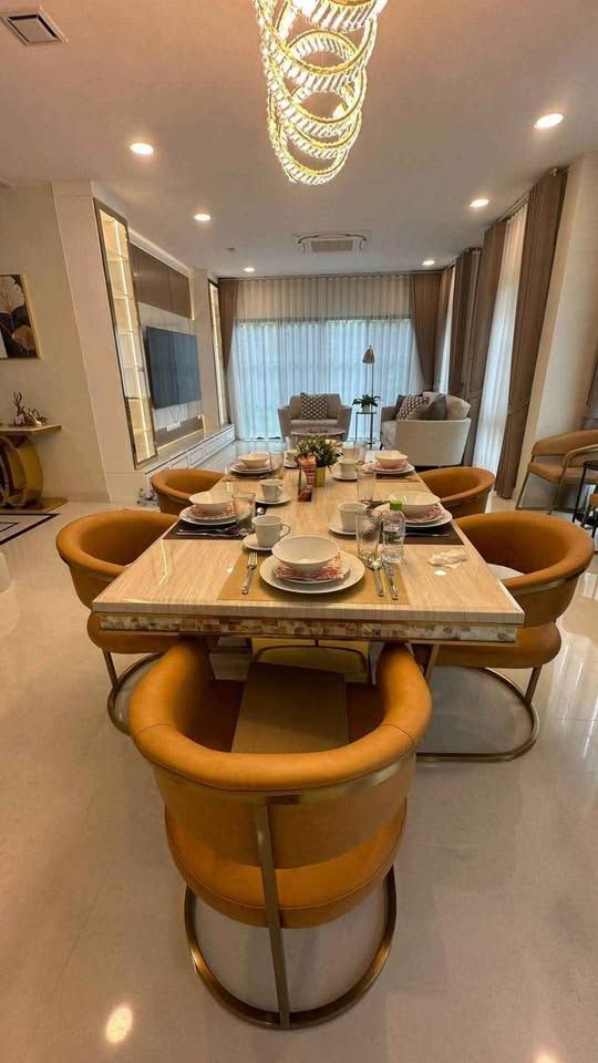 uploads/224782b1-cf00-4933-b11b-a670474fdf77/86e70704-1bc9-4e14-bf3a-b3ffe8692e26