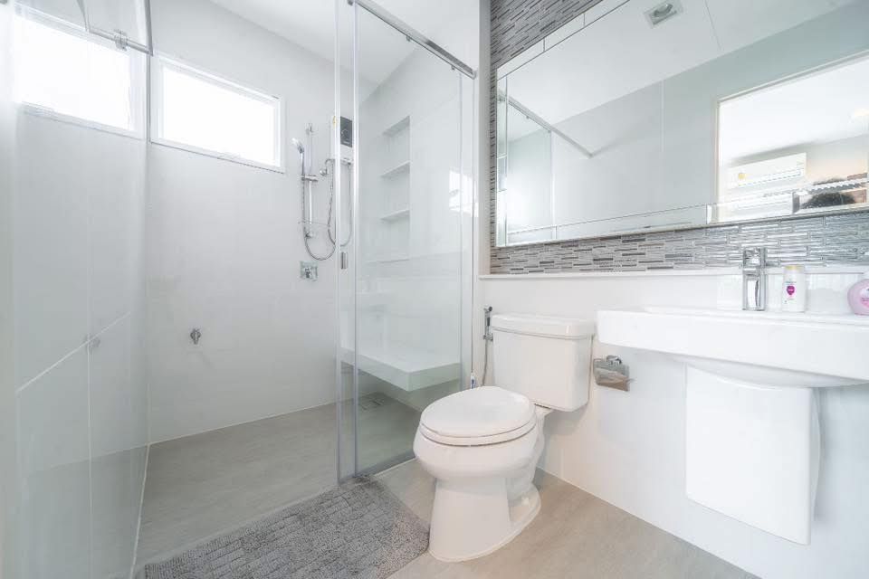 uploads/224782b1-cf00-4933-b11b-a670474fdf77/87bd93aa-a1c5-413f-b00b-48cdbff80d7d