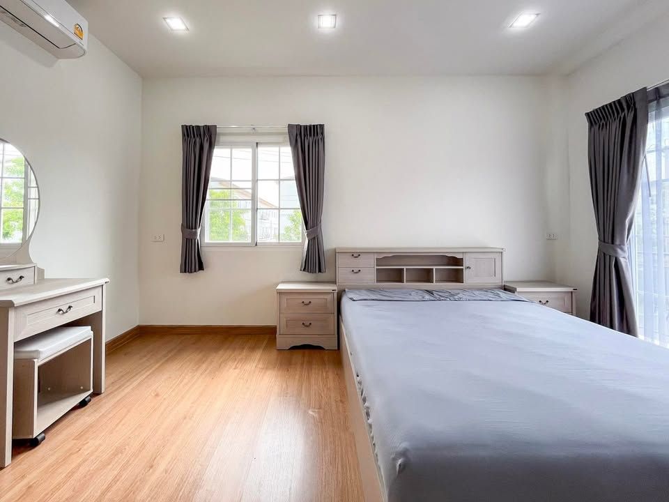 โกลเด้น นีโอ สาทร - Image 12