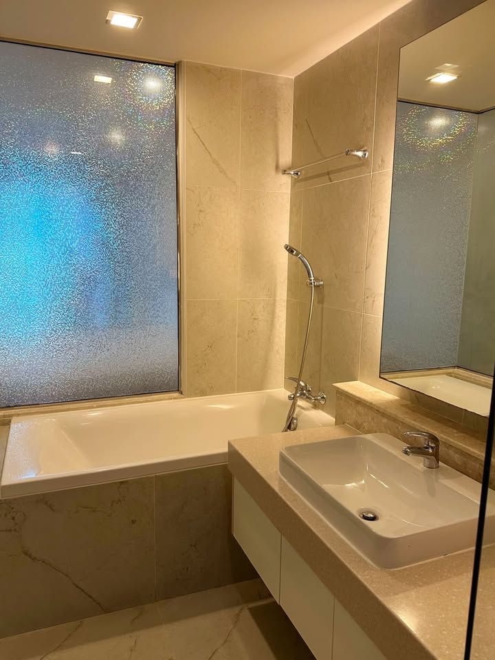 Astra Condo - Image 5