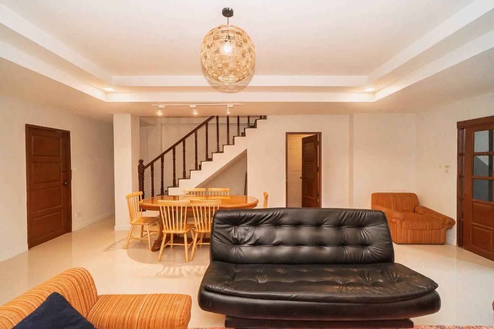 uploads/224782b1-cf00-4933-b11b-a670474fdf77/88910212-9584-4e97-83a5-9d7ffebe9ec1