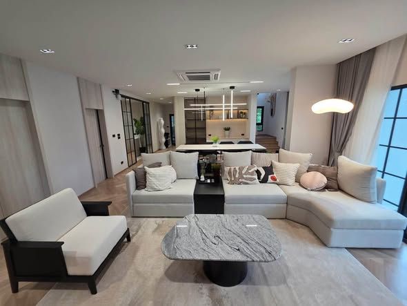 uploads/224782b1-cf00-4933-b11b-a670474fdf77/88cf821a-d623-4329-ba54-aee06d13eba0