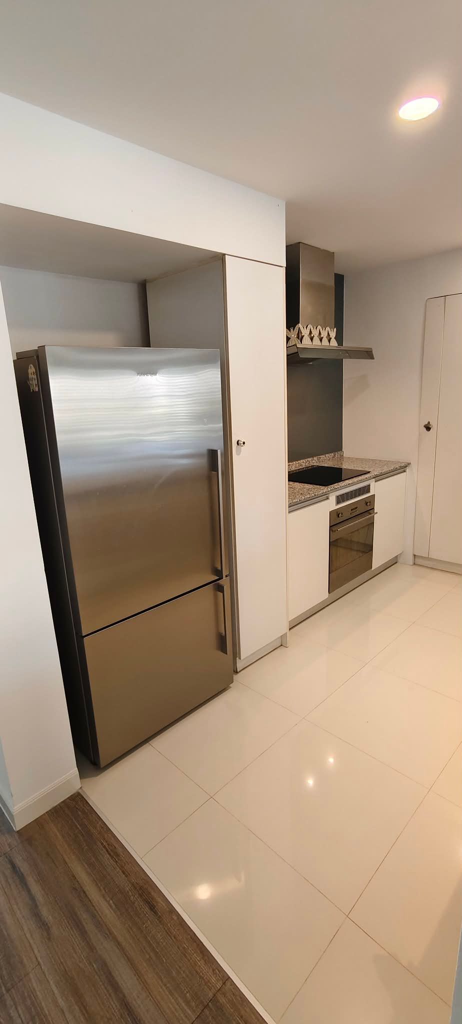 4 卧室 独立房屋 出租 在  - Image 16