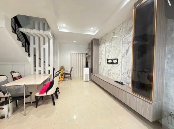 3 卧室 独立房屋 出租 在  - Image 5